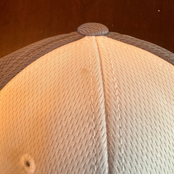 Two used uva hats wore maybe two times - Picture 9 of 16